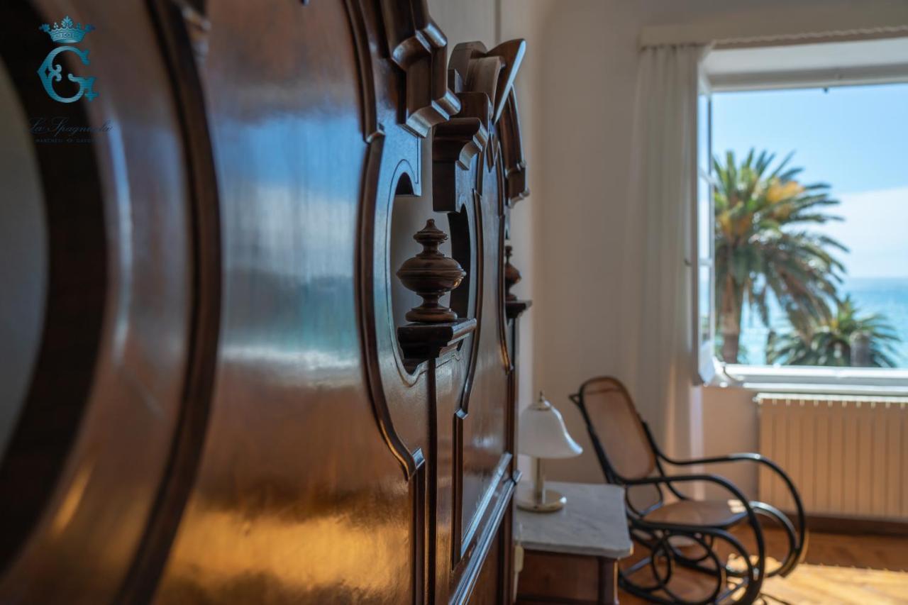 La Spagnuola - Villa Cinquecentesca Sul Mare Con Parco Privato Savona Exterior foto